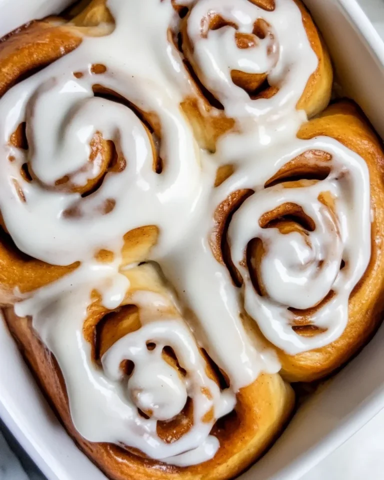 Simple Pumpkin Cinnamon Rolls