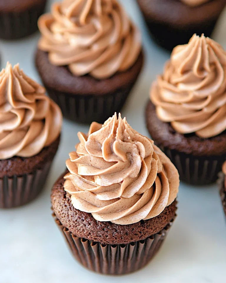 Delicious Mini Chocolate Cupcakes for Any Occasion